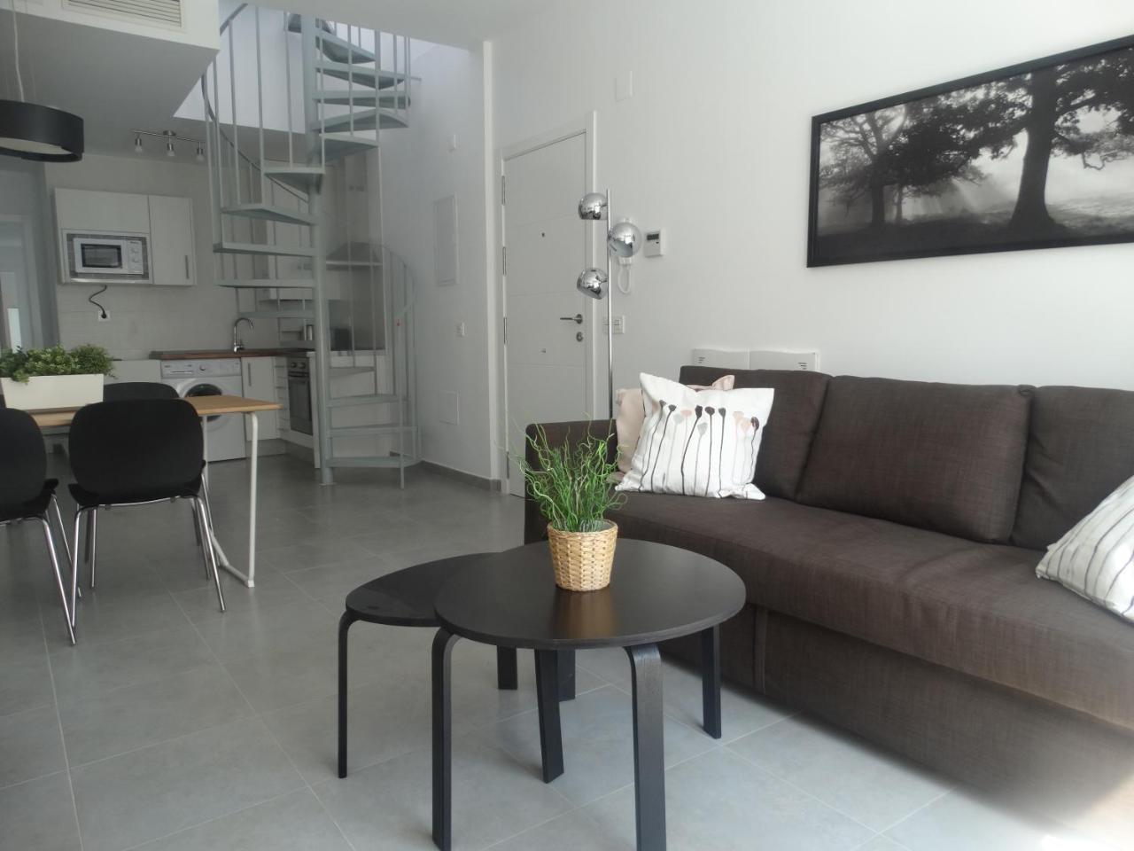 Malaga Apartamentos - Jinetes, 10 Exterior photo