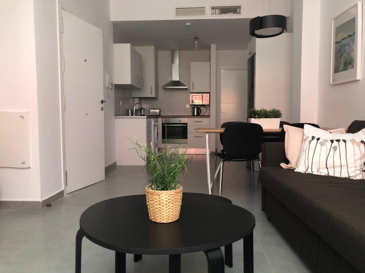 Malaga Apartamentos - Jinetes, 10 Exterior photo