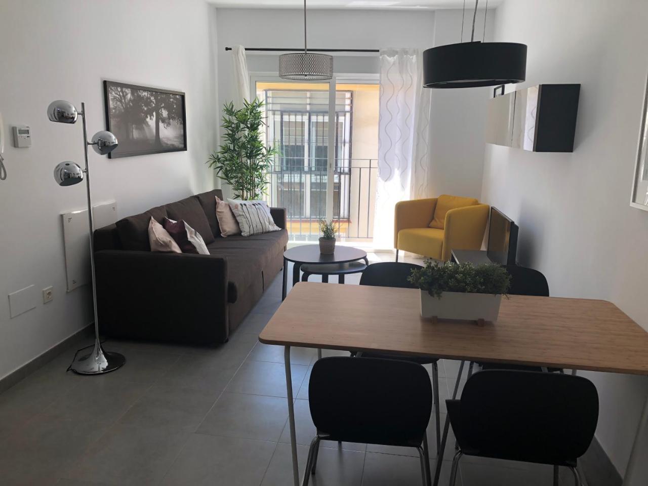 Malaga Apartamentos - Jinetes, 10 Exterior photo